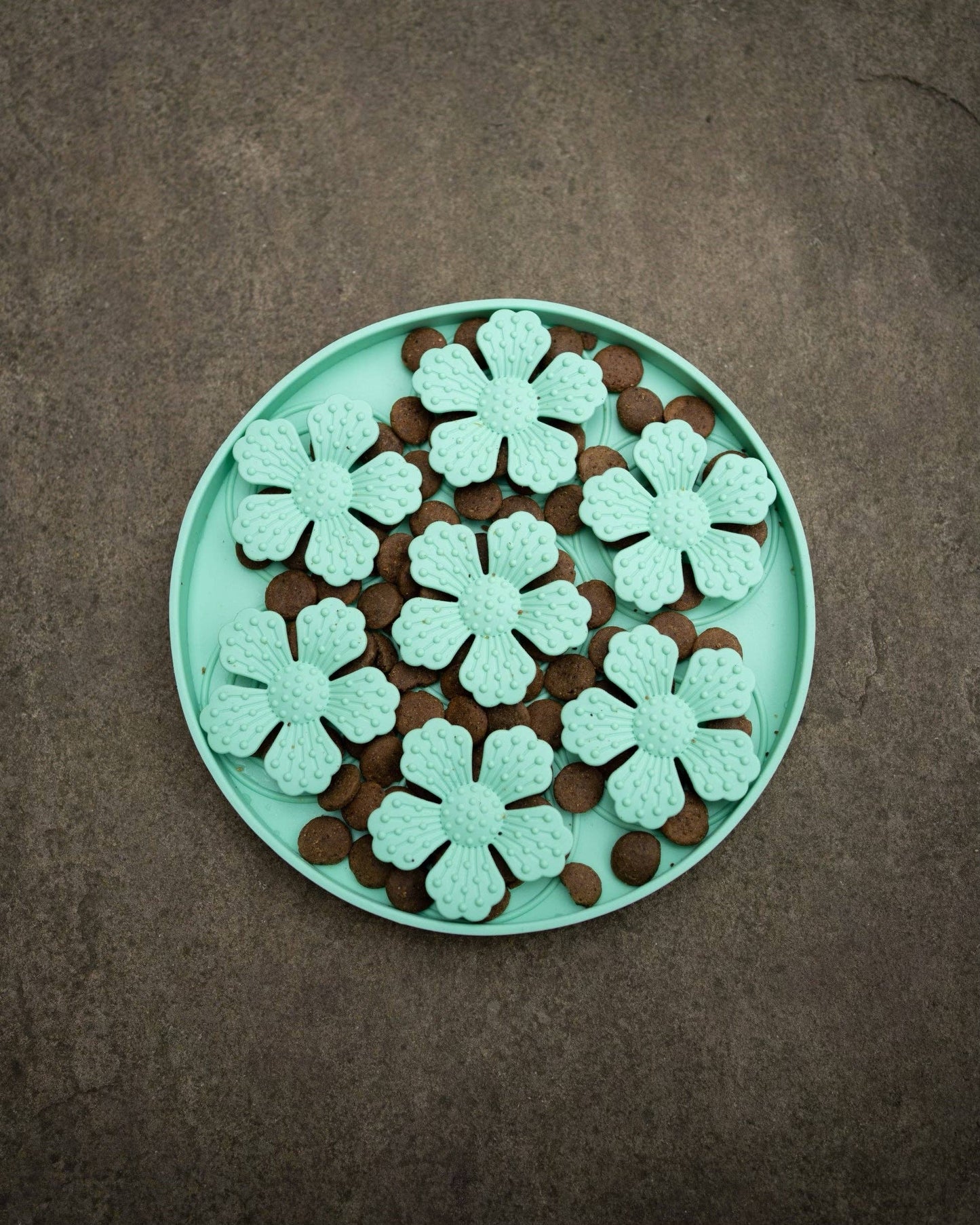 Flower Snuffle Mat In Pastel Teal