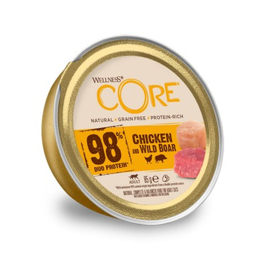 A can of Wellness CORE Cat Wet Adult 98% Duo Protein Chicken & Wild Boar 85g. The can is labeled with the product name, the percentage of protein from animal sources, and images of chicken and wild boar.