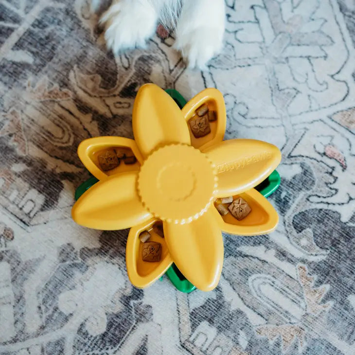 ZippyPaws SmartyPaws Sunflower Puzzle Feeder