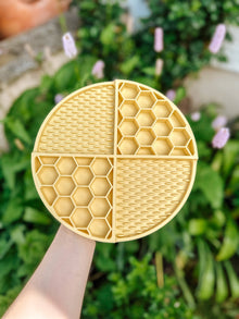 Honeycomb Lick Mat Buttercup Yellow