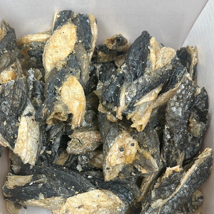 Braided Salmon Skin Crisps